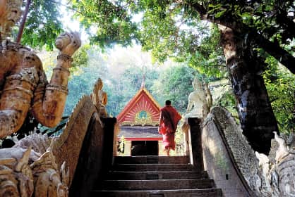 Doi Suthep, Wat Umong ve Wat Pha Lat Sunrise Küçük Grup Turu